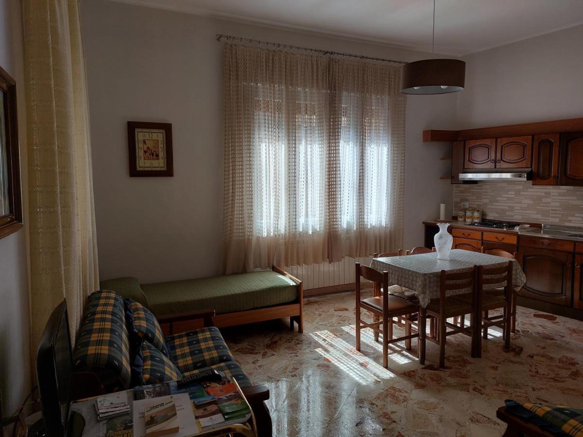 Casa Vacanze Lina San Mauro Castelverde Exterior foto